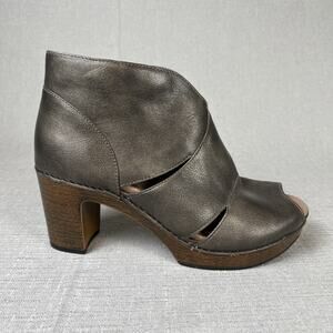 DANSKO Delphina Metallic Bronze Brown Peep Toe Platform Clogs Sandals Heels 40 9